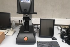 Mikrohaertemessgeraet-InnovaTest-Falcon400